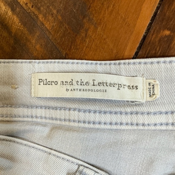 Pilcro and the Letterpress Slim Straight Distressed Jeans Light Wash Size 27 - Picture 11 of 13